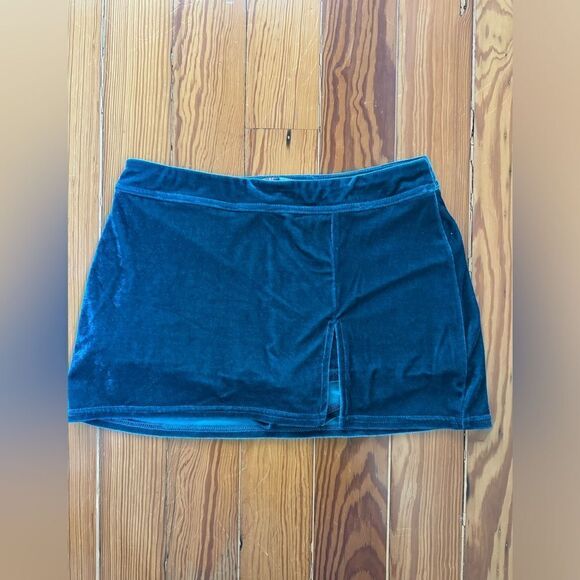 Urban Outfitters Velvet Skort - Picture 1 of 6